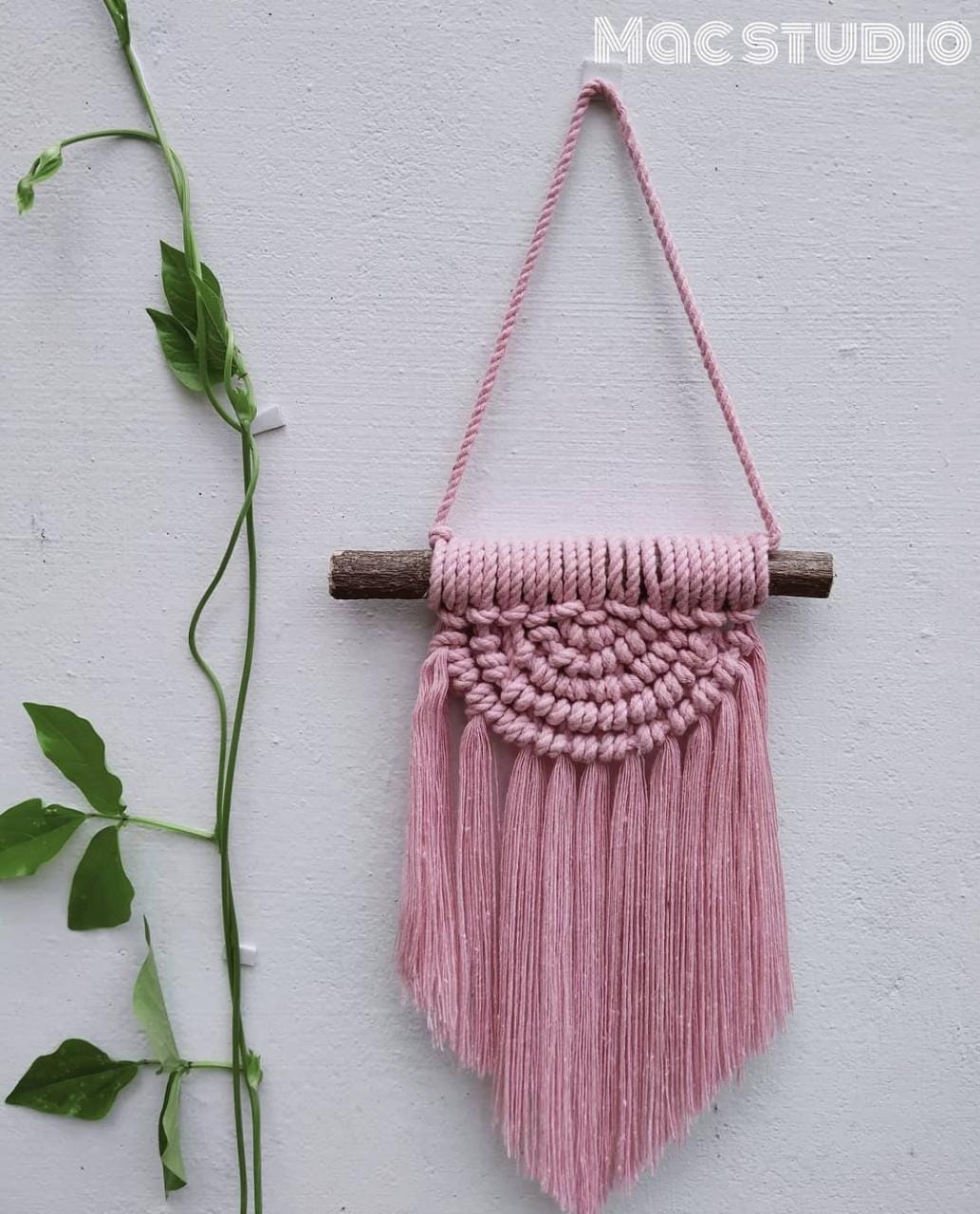 Peaches - Mini Wall Hanger Macramé